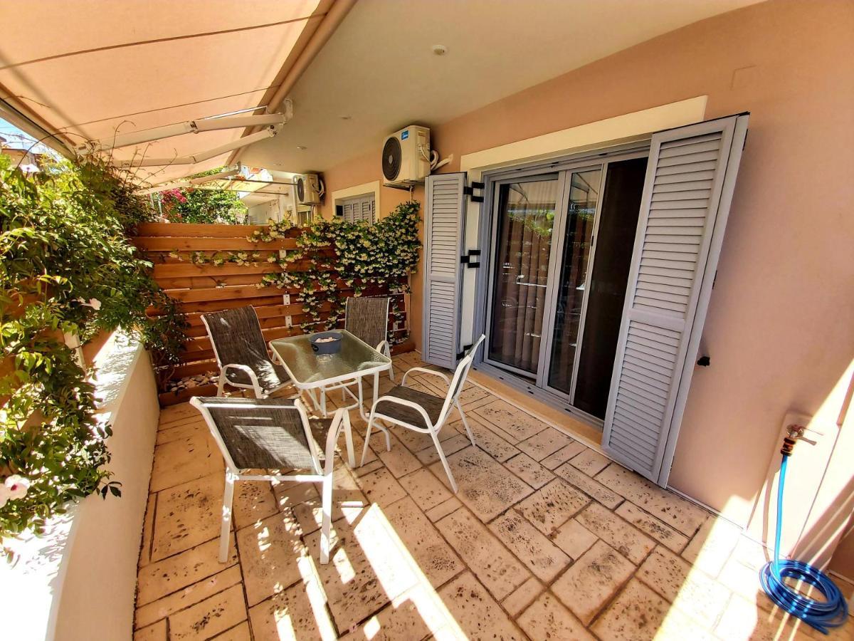 Celeni Apartments Lefkada City Exterior photo